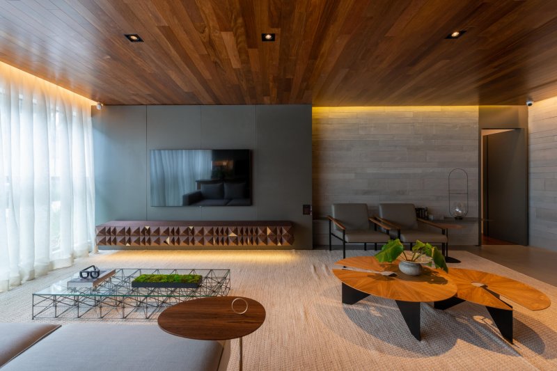 Living op��o apliada de 190m�